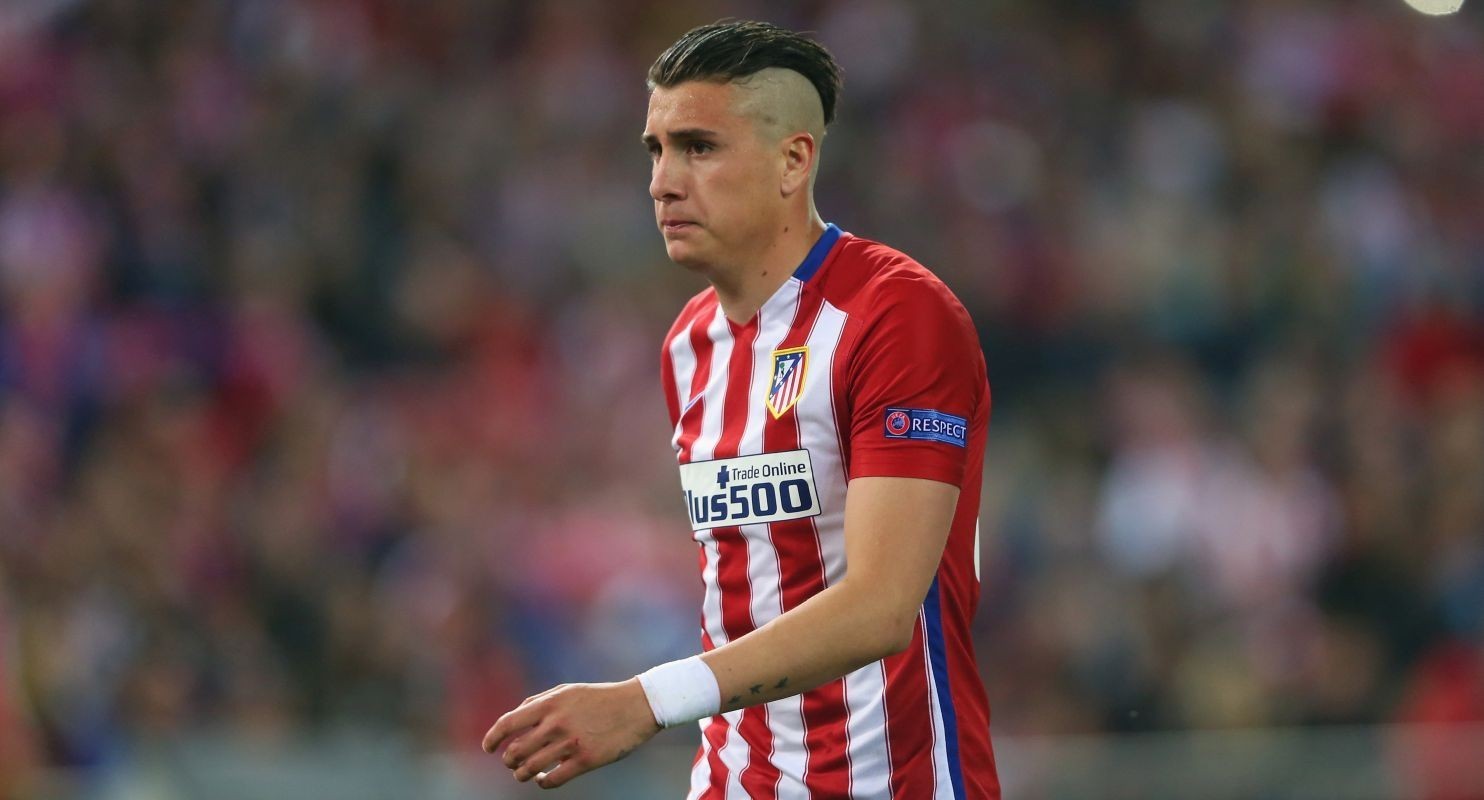 Manchester United vai forçar a saída de Giménez