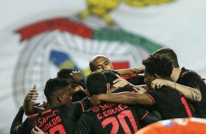Benfica goleia Marítimo e já está nos oitavos de final da Taça de Portugal