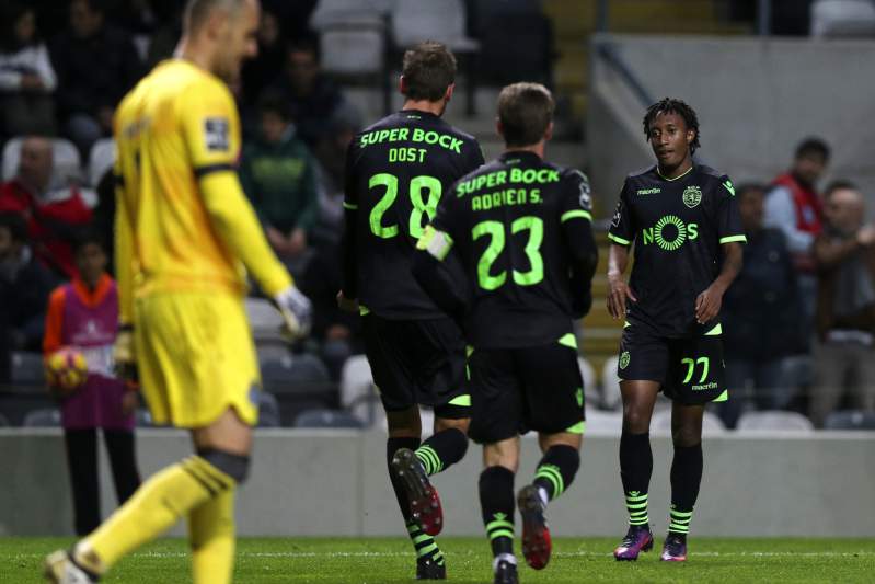 Sporting vence no Bessa e pressiona rivais