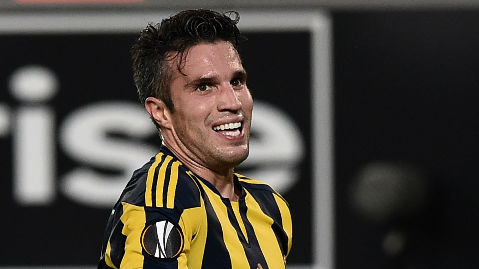 Não passou de um grandíssimo susto, Van Persie já veio descansar os adeptos