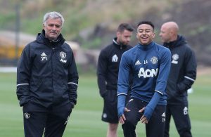 Mourinho avança por Ozil e Lingard pode ser incluído no negócio