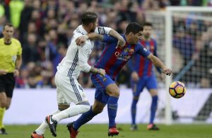 Sergio Ramos “salva” Real Madrid no Camp Nou