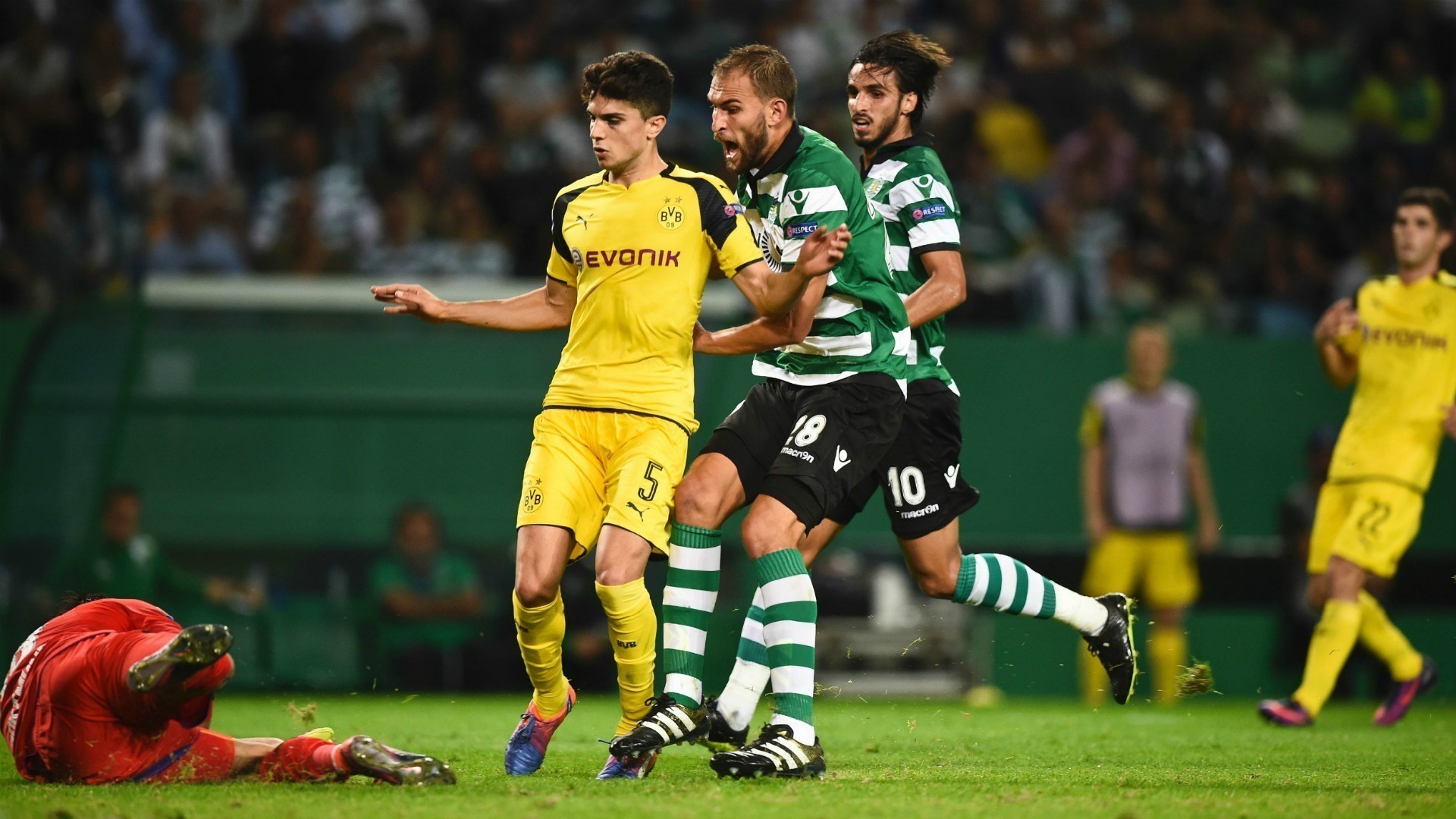 Bas Dost falha o jogo