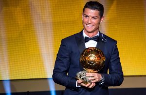 Cristiano Ronaldo vence a quarta Bola de Ouro da carreira