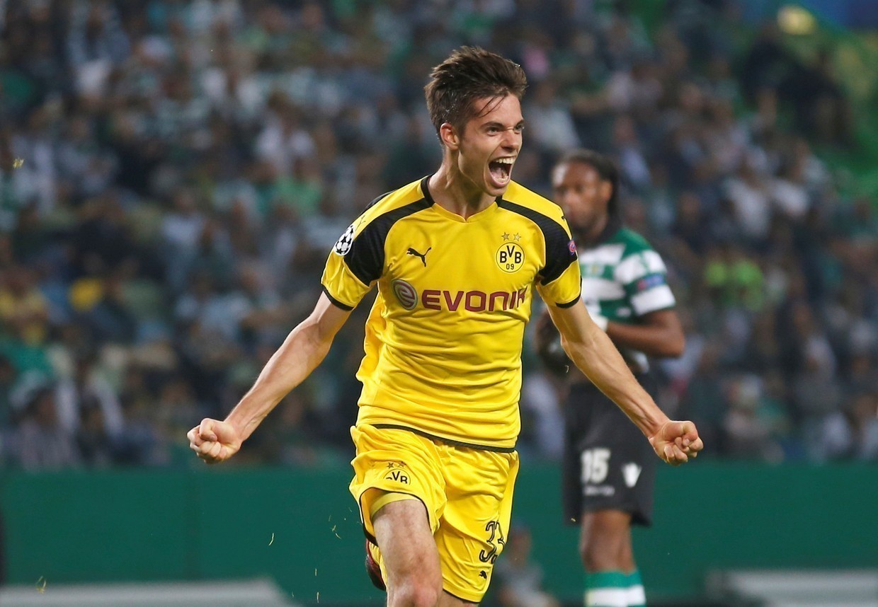 OFICIAL: Julian Weigl renova até 2021 com o Dortmund