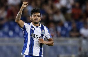 Corona envolve-se em agressões com Super Dragão