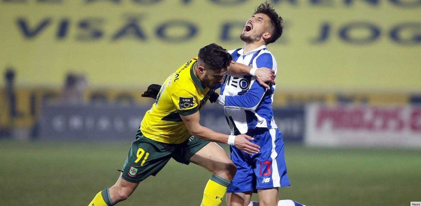 FC Porto volta a tropeçar e já está a seis do Benfica