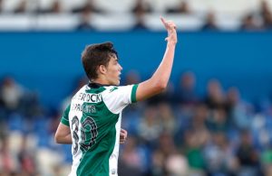 Depois de Elias, o Atlético Mineiro avança por médio do Sporting