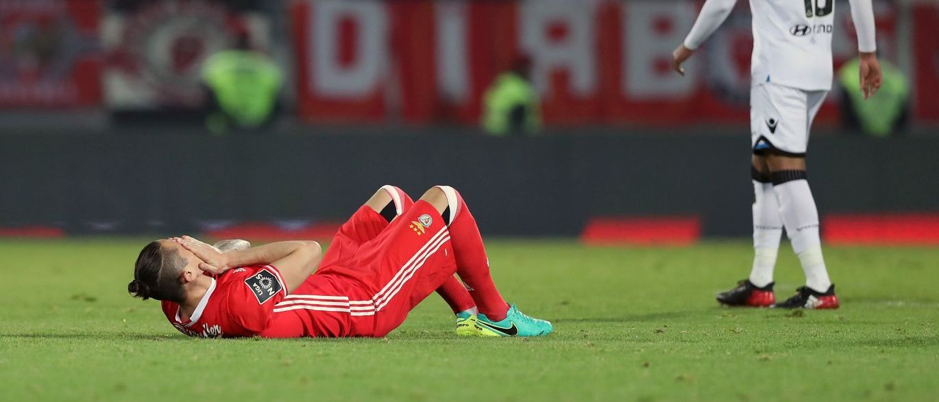 Mais uma dor de cabeça para o Benfica