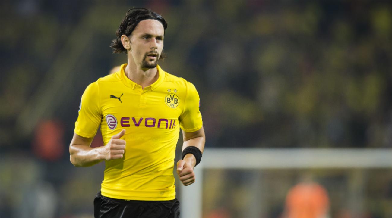 Subotic despede-se dos adeptos do Dortmund: “Nunca vos esquecerei”