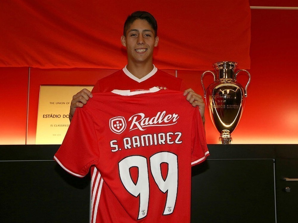 Simón Ramírez garantido até 2023