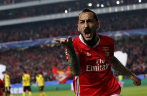 Mitroglou garante vitória do Benfica sobre o Dortmund