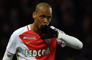 Fabinho é baixa de peso para o Mónaco na segunda mão