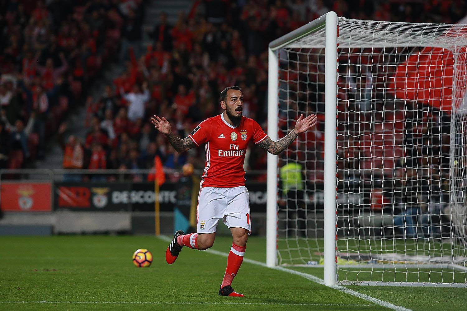 Nuno Gomes: “Enviem-no de volta”