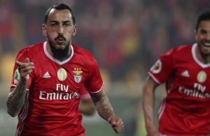 Benfica mais perto do Jamor