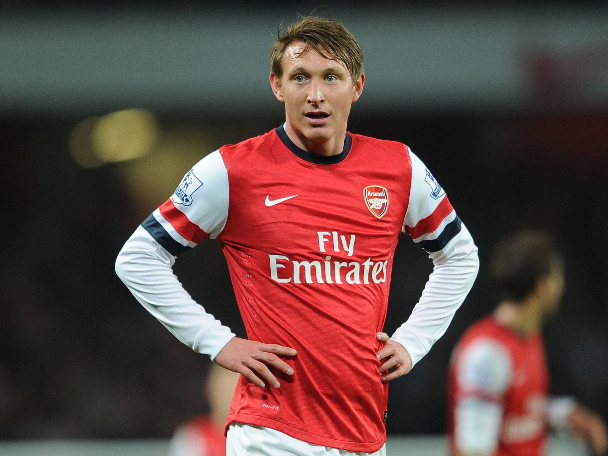 OFICIAL: Kim Kallstrom é reforço sonante
