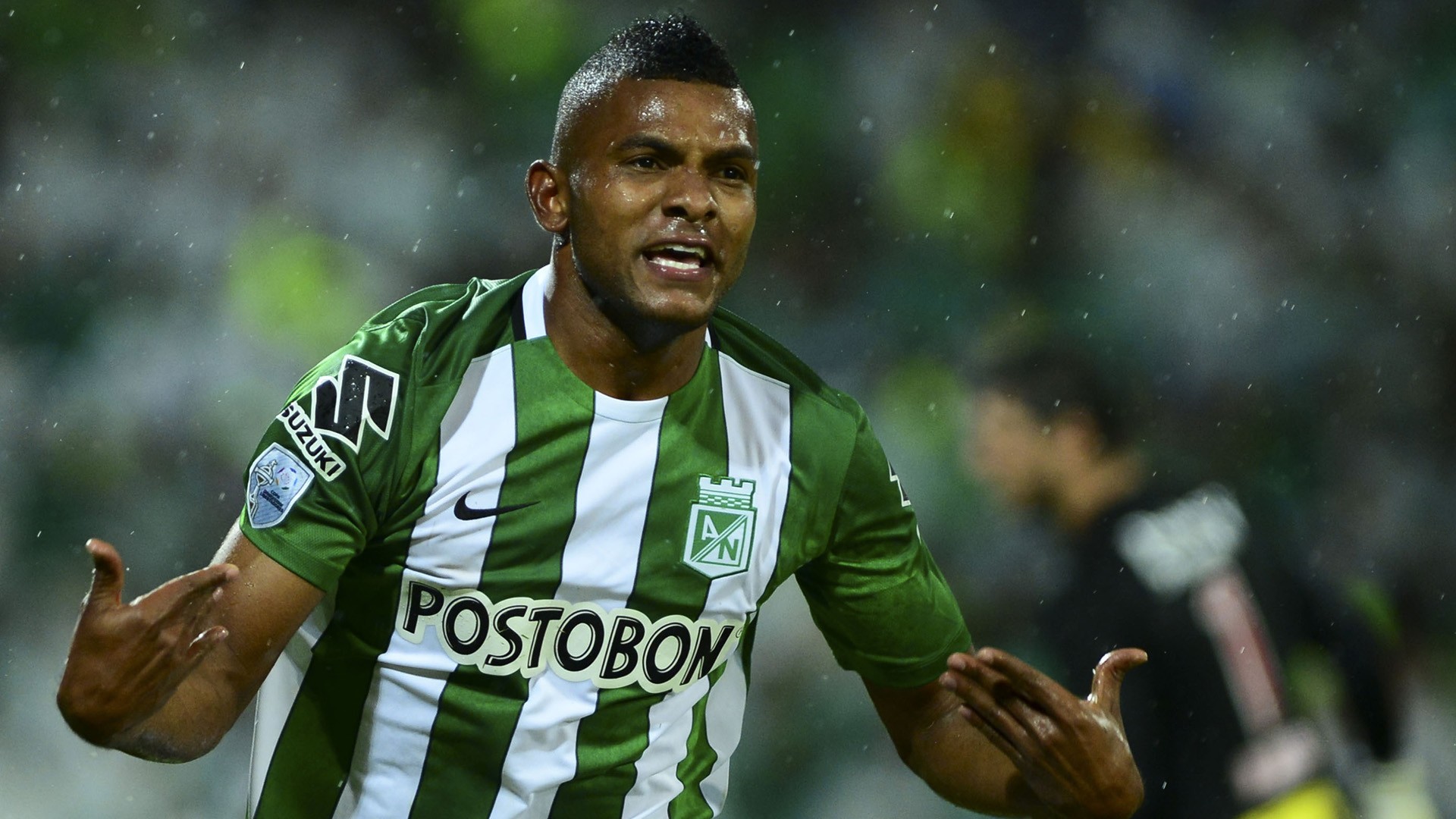 OFICIAL: Miguel Borja é reforço