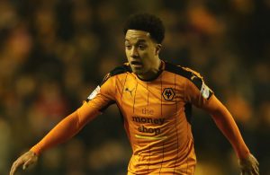 Arsenal e Chelsea disputam Hélder Costa