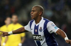 OFICIAL: Walter confirmado no Atlético Goianiense