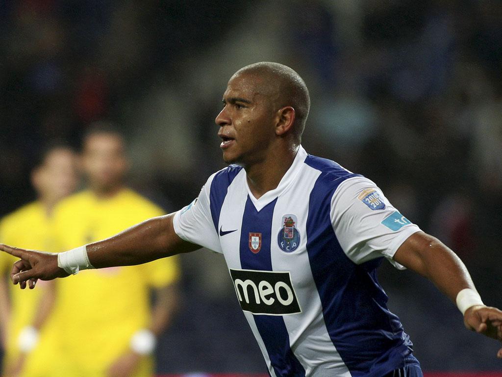 OFICIAL: Walter confirmado no Atlético Goianiense