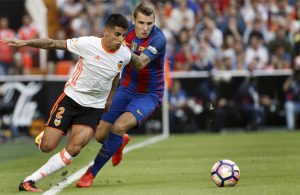 João Cancelo mandou calar os adeptos do Valência