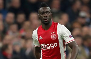 Barcelona avança para a contratação de Davinson Sánchez