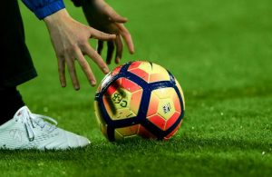 Liga espanhola jogará à porta fechada