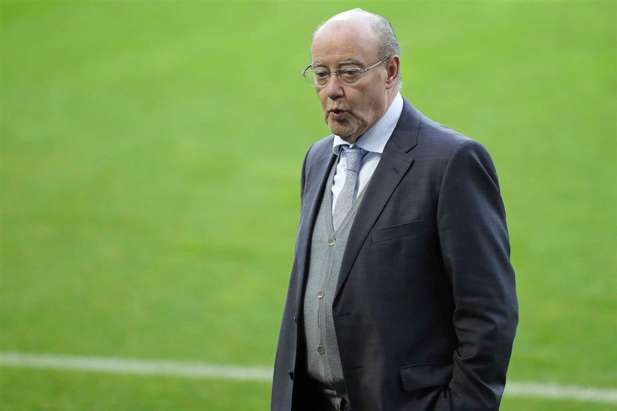 Pinto da Costa surpreende ao aparecer na Cidade do Futebol