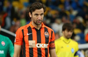 Darijo Srna renova com o Shakthar