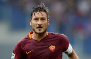 Totti retira-se do futebol no final da temporada