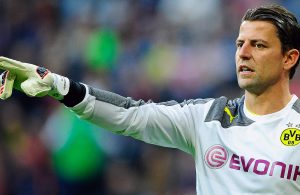 OFICIAL: Dortmund renova com Weidenfeller