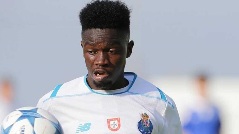 FC Porto vende Moreto Cassamá ao Borussia Monchengladbach