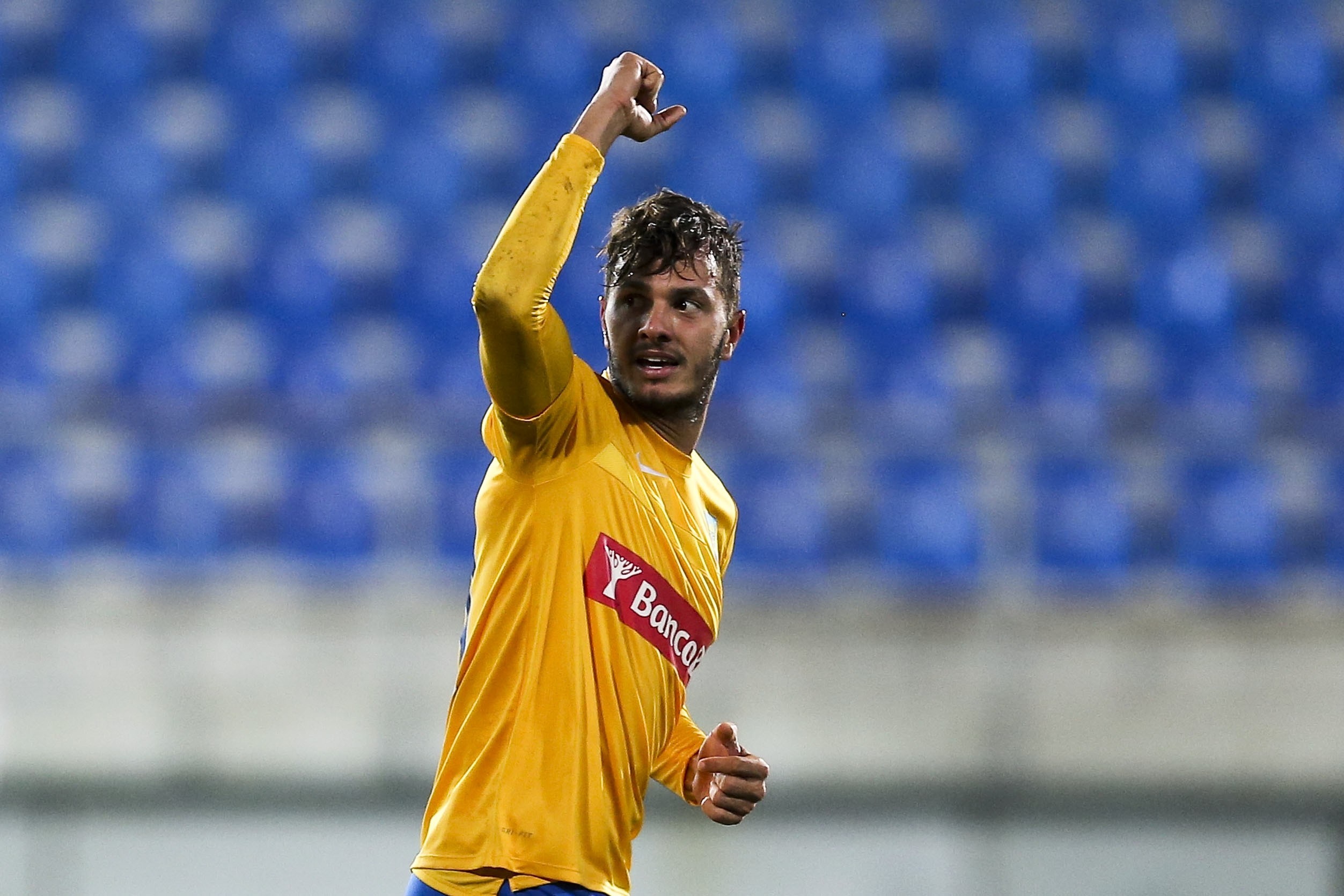 Benfica negoceia compra de Kléber