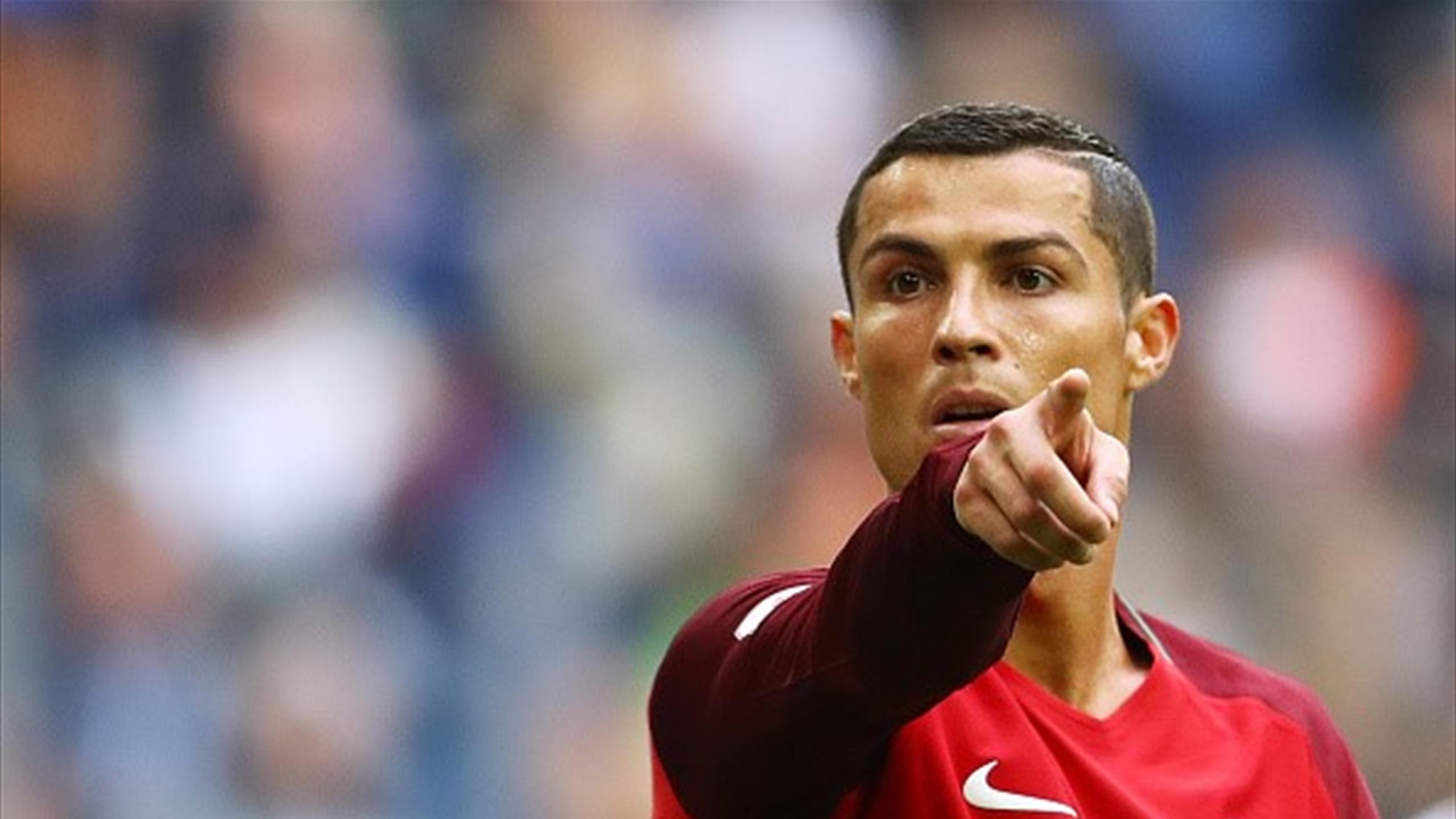 Cristiano Ronaldo dispensado da seleção por ter sido pai