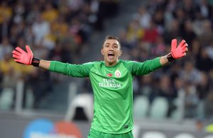 OFICIAL: Muslera garantido até 2021!