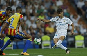 Real Madrid empata em casa com o Valência (2-2)