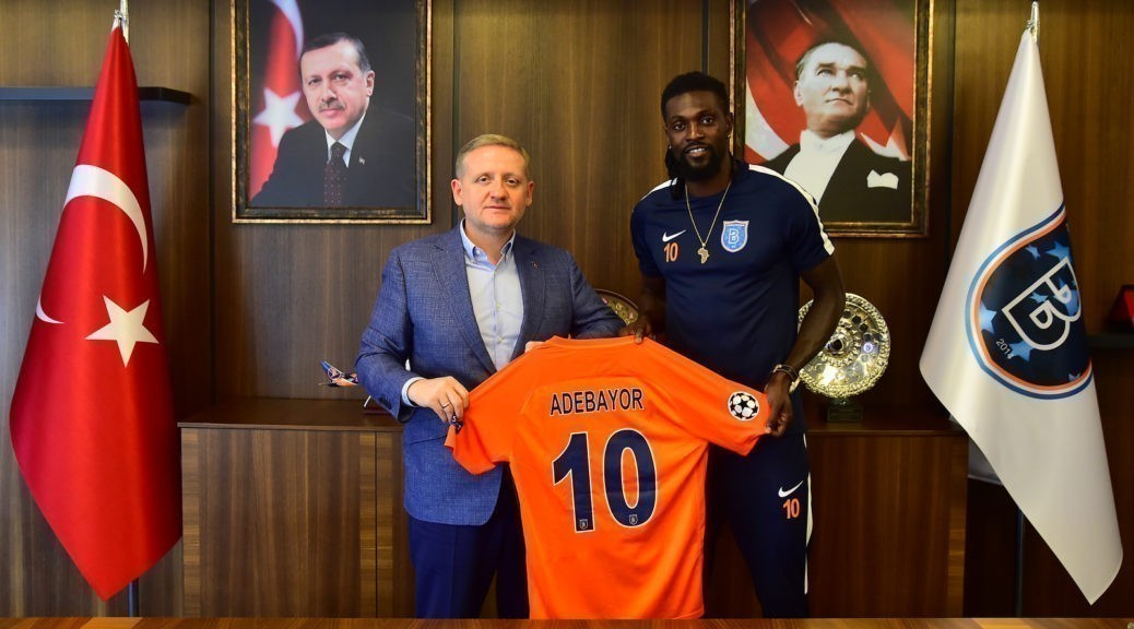 OFICIAL: Adebayor assina até 2020