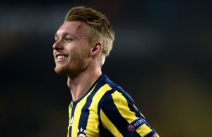 Kjaer reforça a defesa