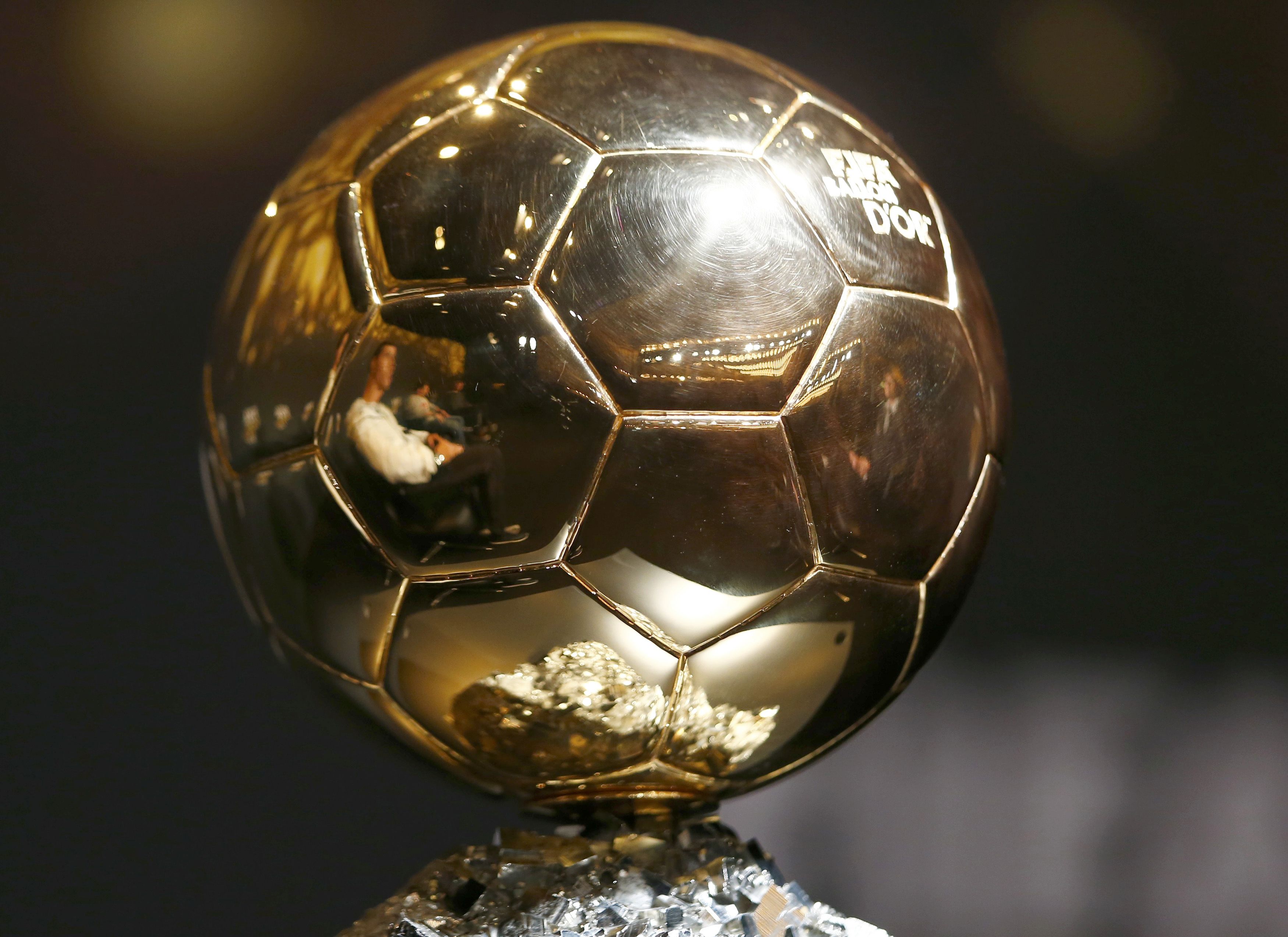 Cristiano com a 5ª bola de ouro