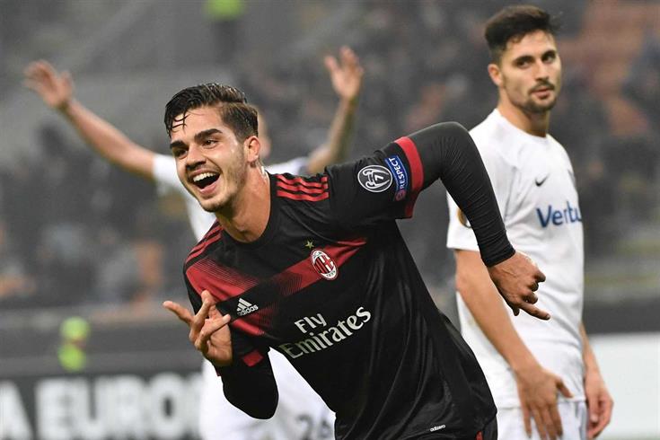“Metes o André Silva na lista de transferências”