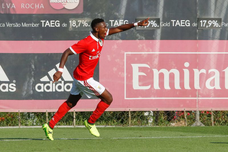 Novo jogador da equipa B para a A