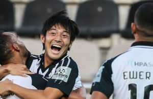 Benfica pretende Nakajima