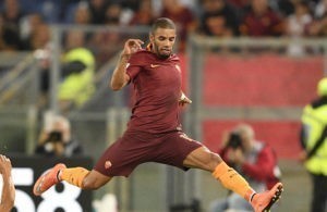 Bruno Peres em Lisboa para assinar