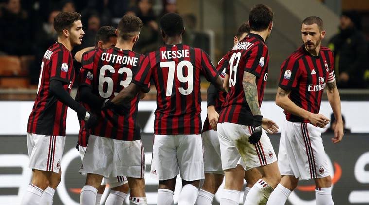 AC Milan, vender para ir comprar.