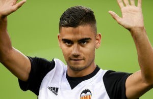 Valencia quer contar com Andreas Pereira em definitivo.