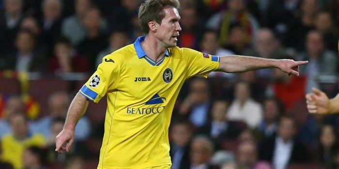 Hleb de regresso a casa.