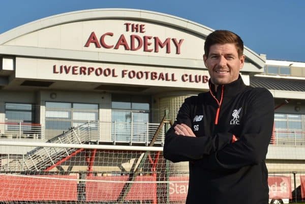 Gerrard pronto para assumir o controlo.