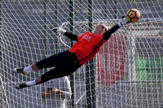 Cillessen a caminho de outro “Tubarão” Europeu?