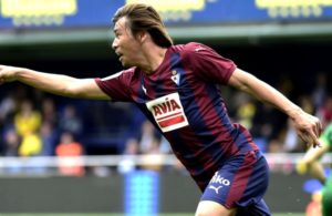 Dragon Ball e Doraemon, ajudam Inui a chegar ao Bétis.