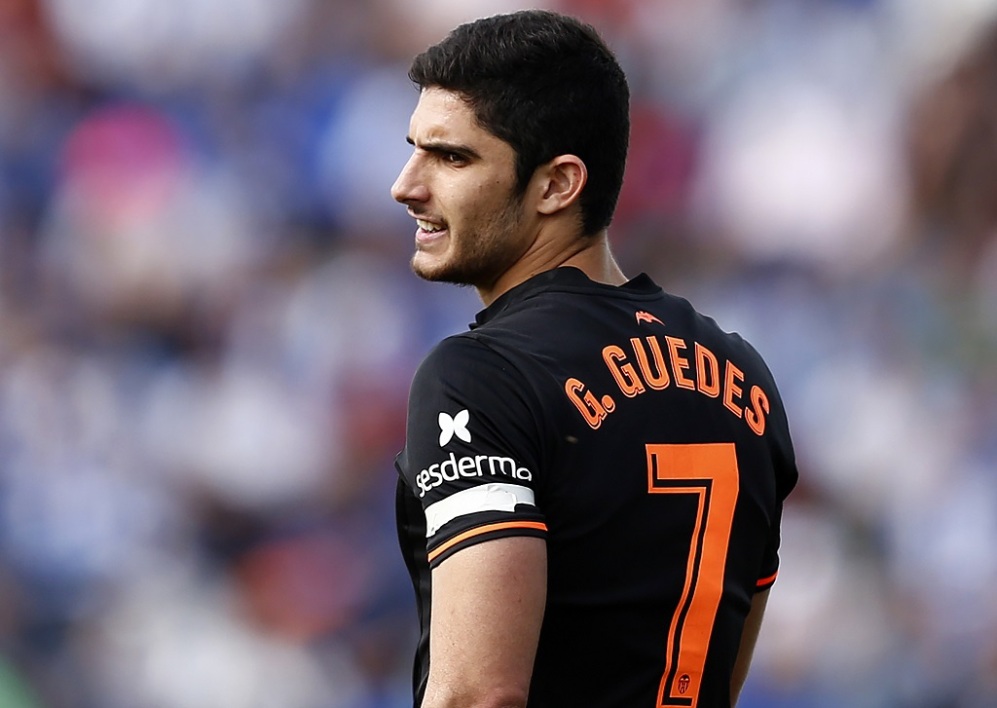 Tudo por Gonçalo Guedes.